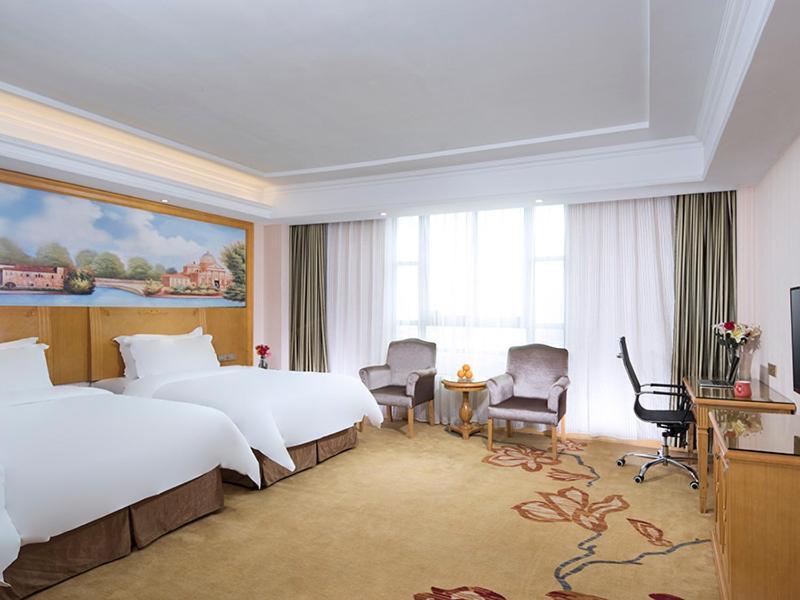 Vienna Classic Hotel Ganzhou Meilin Exterior photo