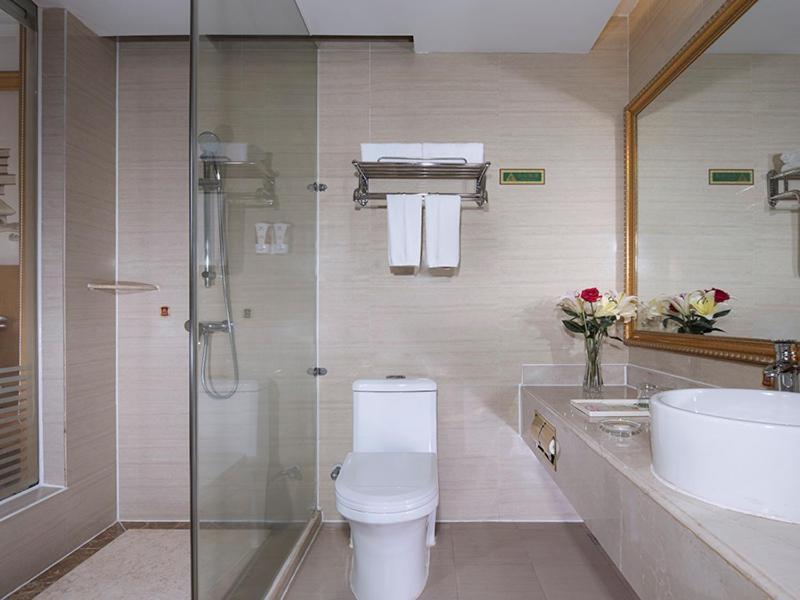 Vienna Classic Hotel Ganzhou Meilin Exterior photo